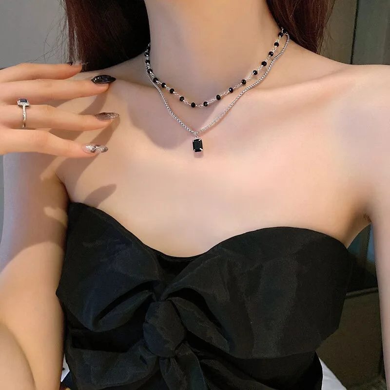 

Ancient Silver Colour Double Layered Black Stone Square Pendant Necklace Fashion For Womens 2022 Vintage Jewelry Accessories