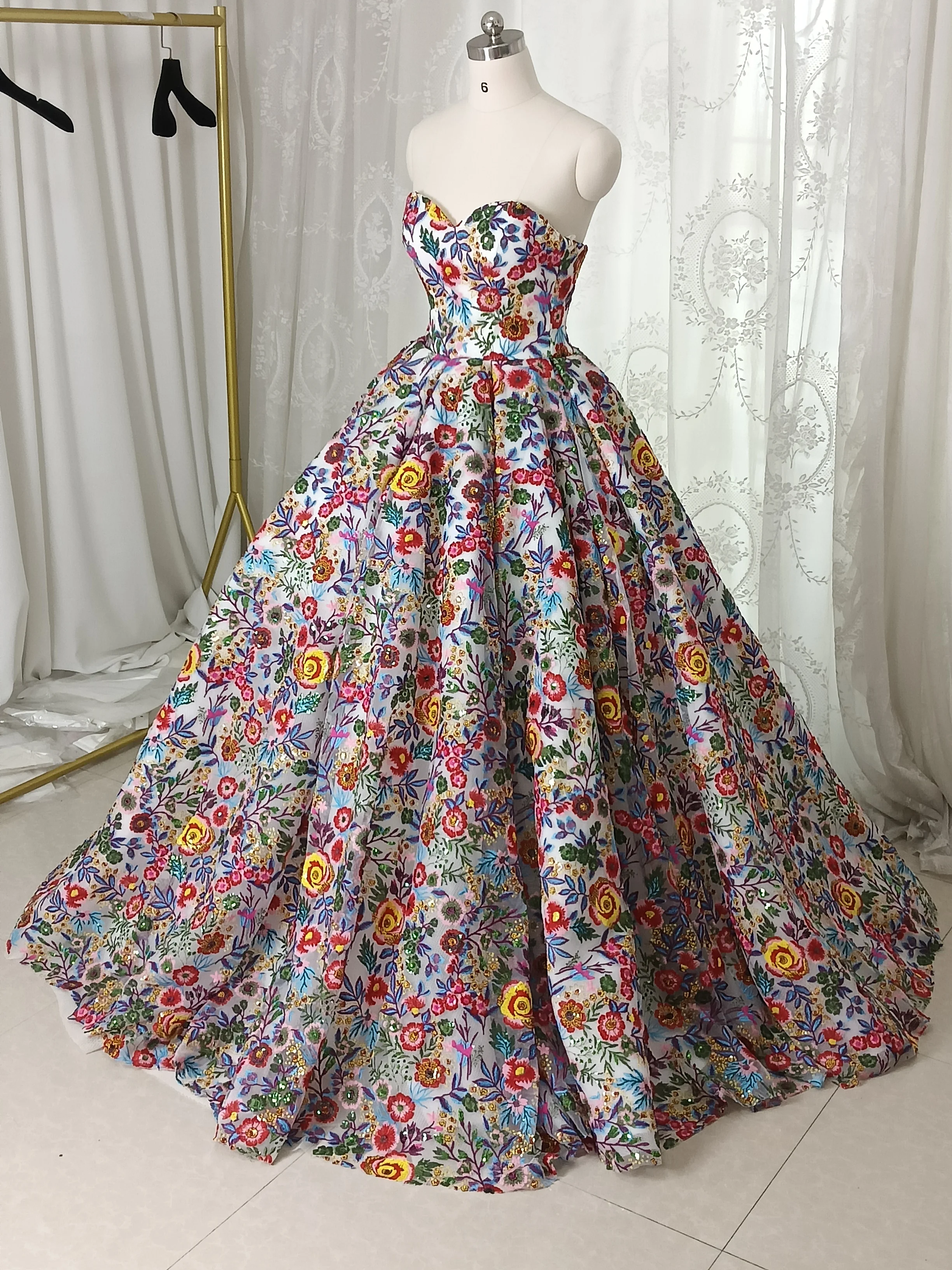 ToBeBridal Three-dimensional Embroidery Lace Colorful Monet's