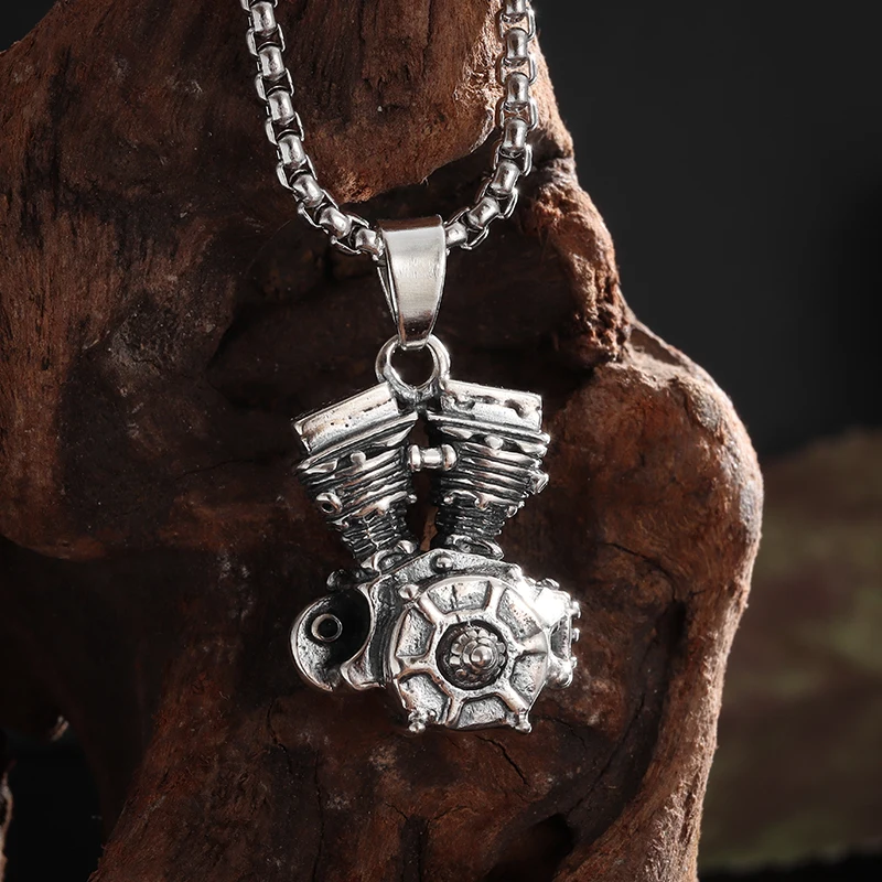

Retro Fashion Motorcycle Engine Pendant Necklace Men's Cycling Sports Punk Gothic Jewelry Accessories