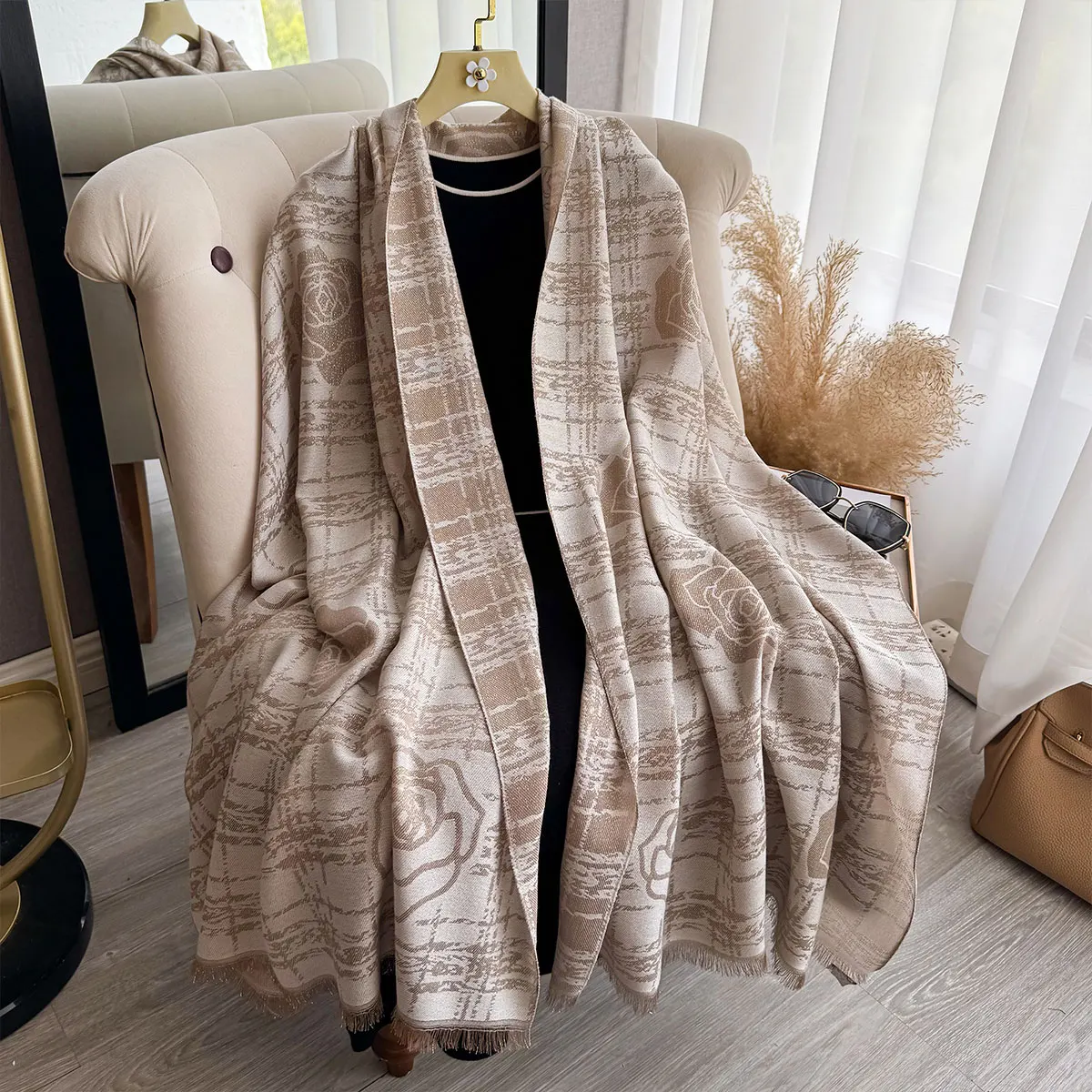 New Ladies Muslim Hijab Golden Thread long Scarf Spring and Autumn Warm Scarf Camellia Pashmina Shawl Foulard Wrap Headscarf