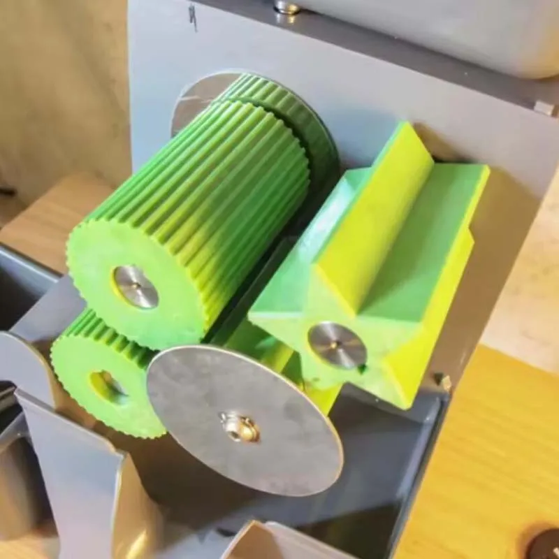 High Efficiency Automatic Orange Juicer Squeezer Extruding Machine Fresh Electric Lemon Orange Juice Extractor 6