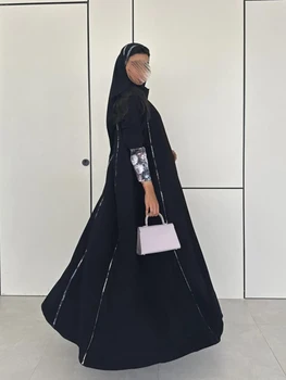 Long Raglan Sleeve Abaya with Contrast Print Details Elegant and Modest Islamic Clothing for Women