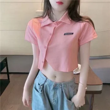 Camicia con collo a polo Bottoni T-shirt da donna Tinta unita Crop Top Gioventù Y2k Abiti di moda V di alta qualità con colletto Estetico sintetico