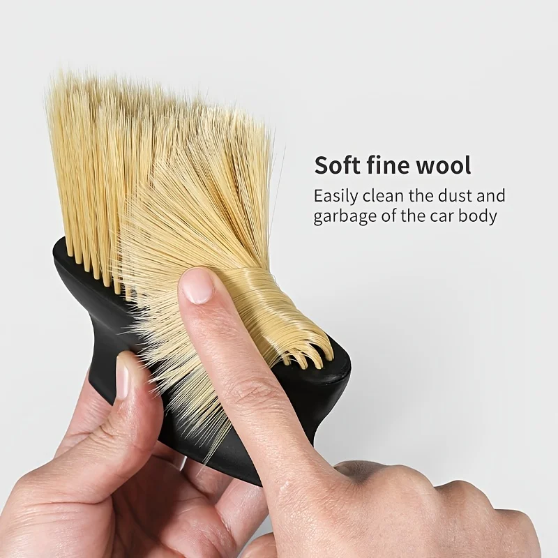 Car Four Seasons General Model Brush Instrument Board Outlet Outlet Body Interior Decoration Dust Brush Clean Hair Brush 4