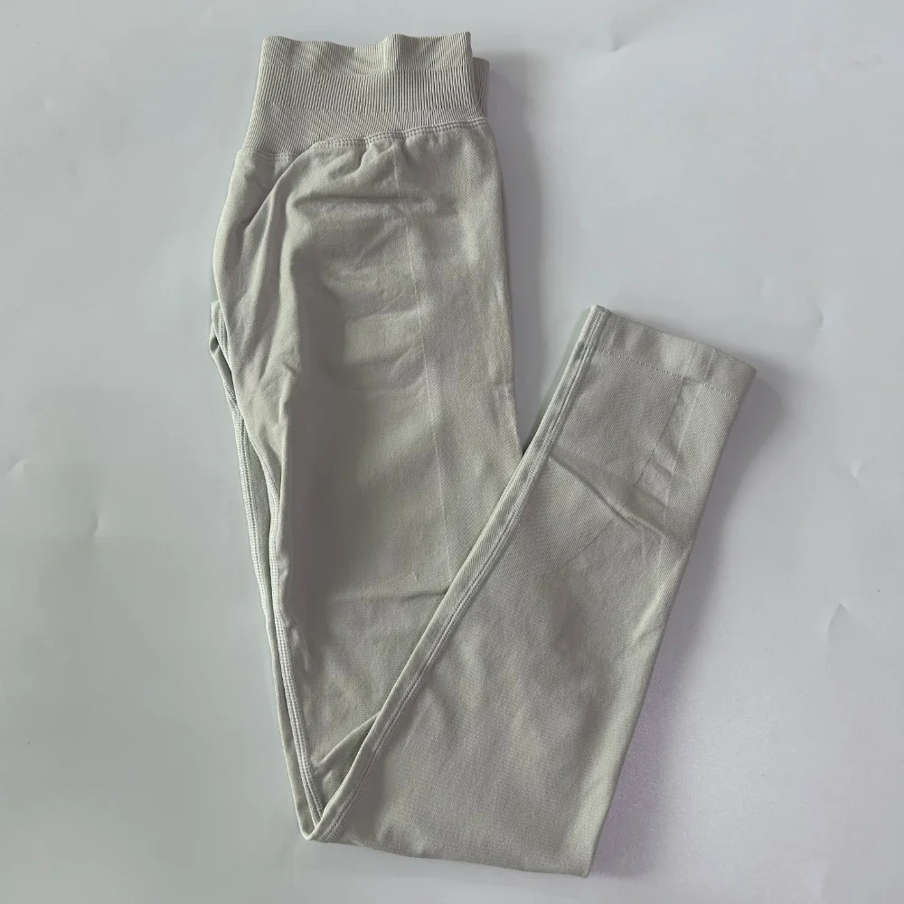 NO LOGO Beige