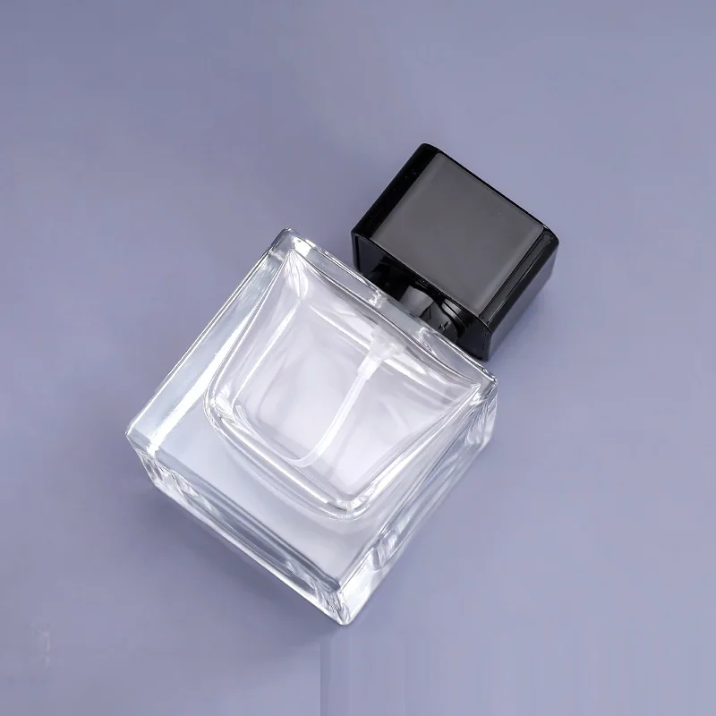 30ml/50ml/100ml Perfume Bottle Crystal White Material Glass Thick Bottom  Bayonet High-End Spray Wooden Lid Refillable Bottle