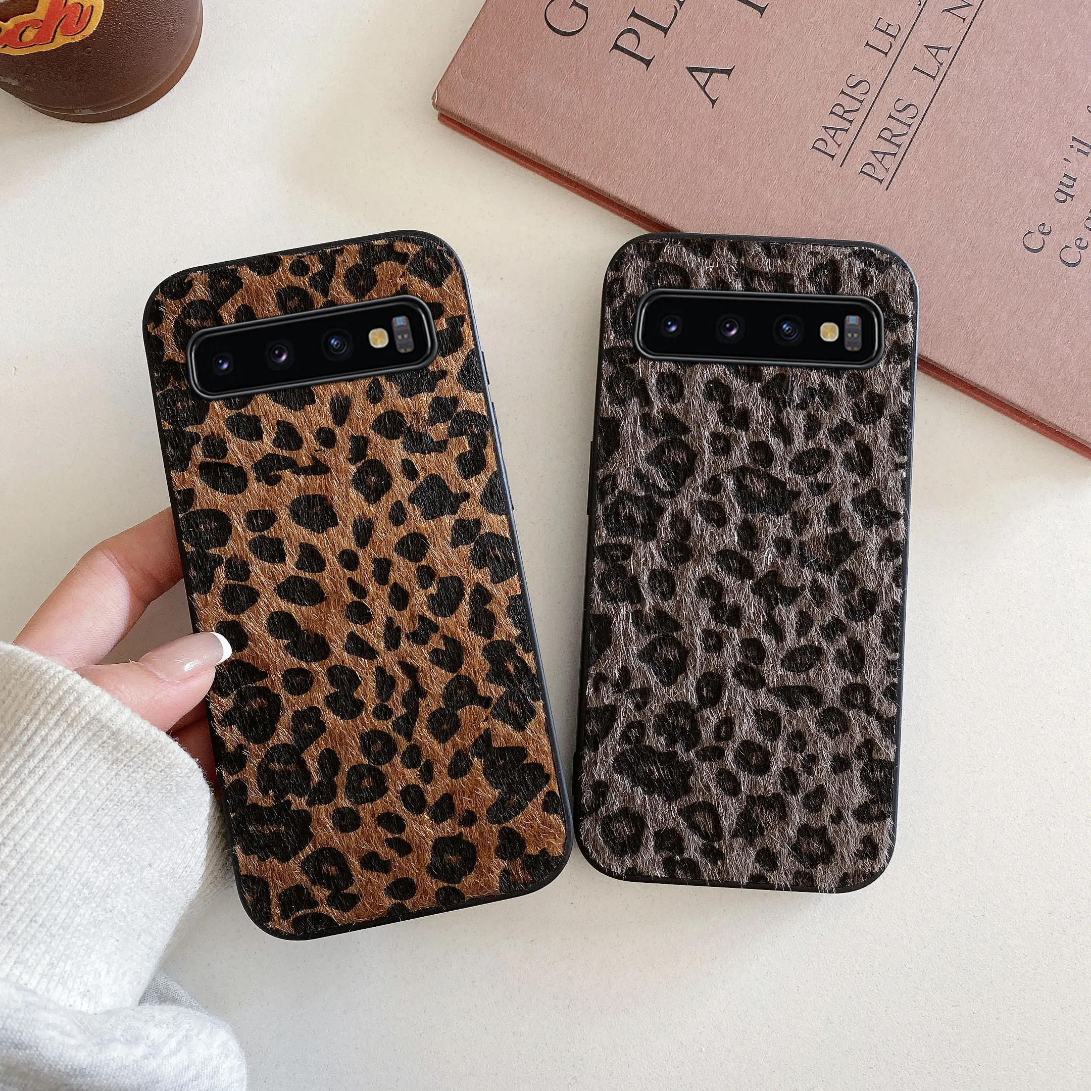 Retro Style Leopard Print Plush Leather Phone Case