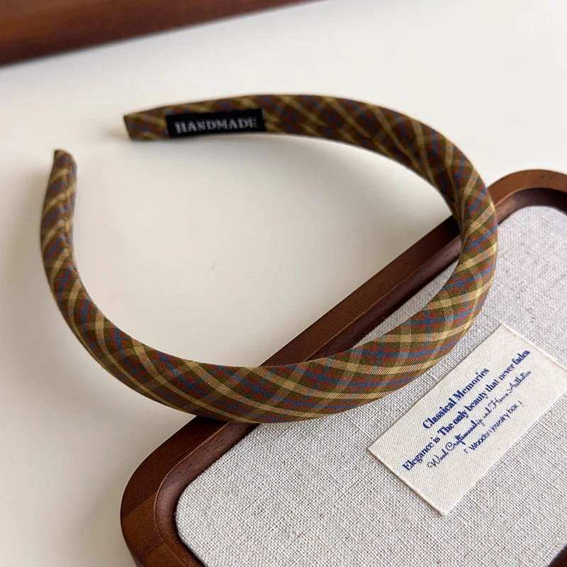 Vintage-Inspired Plaid Padded Headbands - Comfortable Non-Slip Hair Accessories for Women and Girls