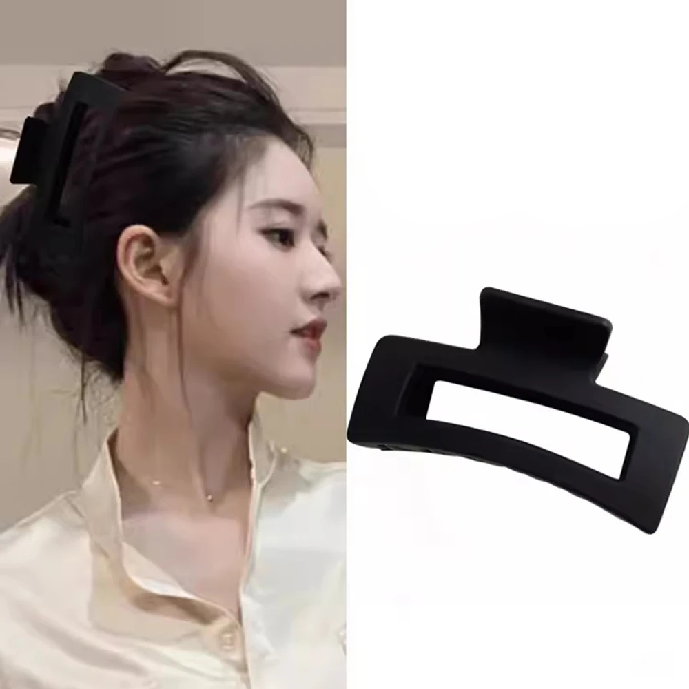 Women Temperament Large Hair Clip Claw For Women Female Shark Clip  Black Hair Grabber Fashion Back Head Hair Clip Accessories