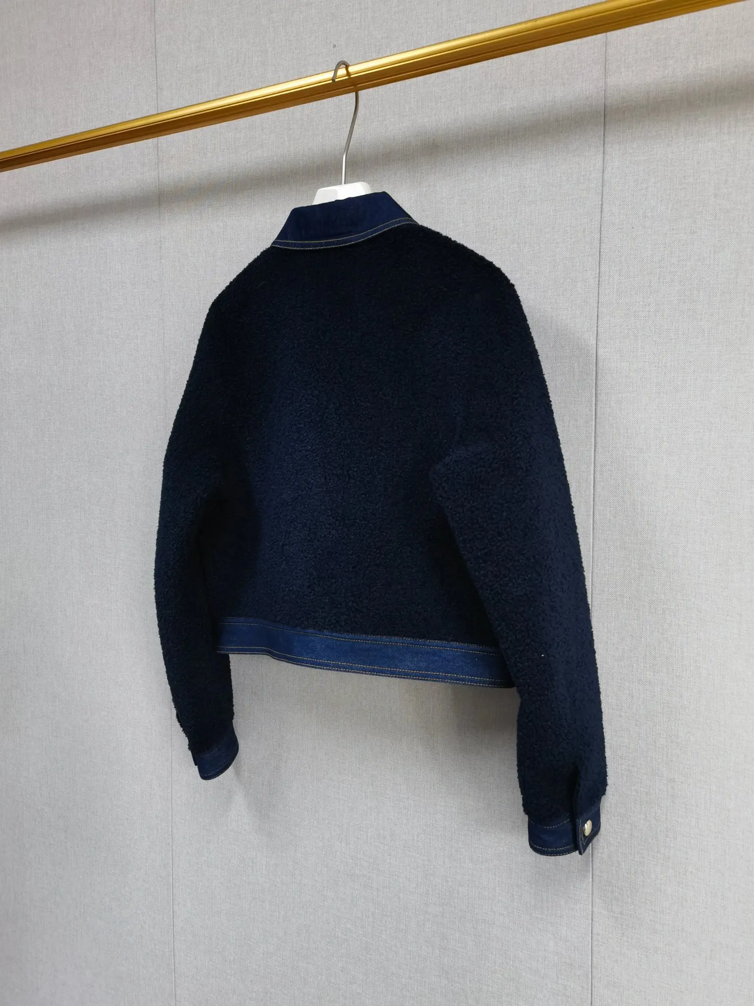 2026 Early Spring Female Retro Denim Lapel Patchwork Long Sleeved Single Breasted Jacket