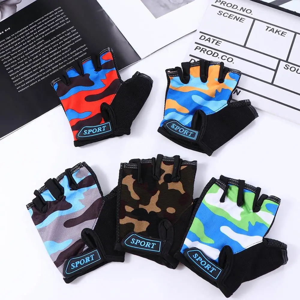 New Children Sports Gloves Half Finger Kids Riding Cycling Running Gloves Boys Girls Outdoor Camouflage Sports