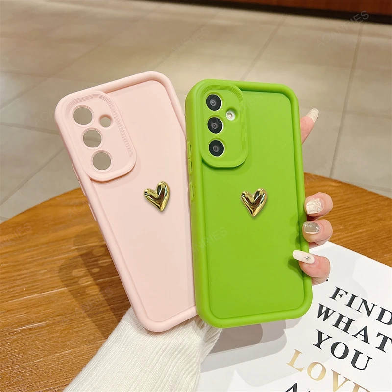 Elegant 3D Gold Heart Silicone Phone Case – Stylish Protective Back Cover
