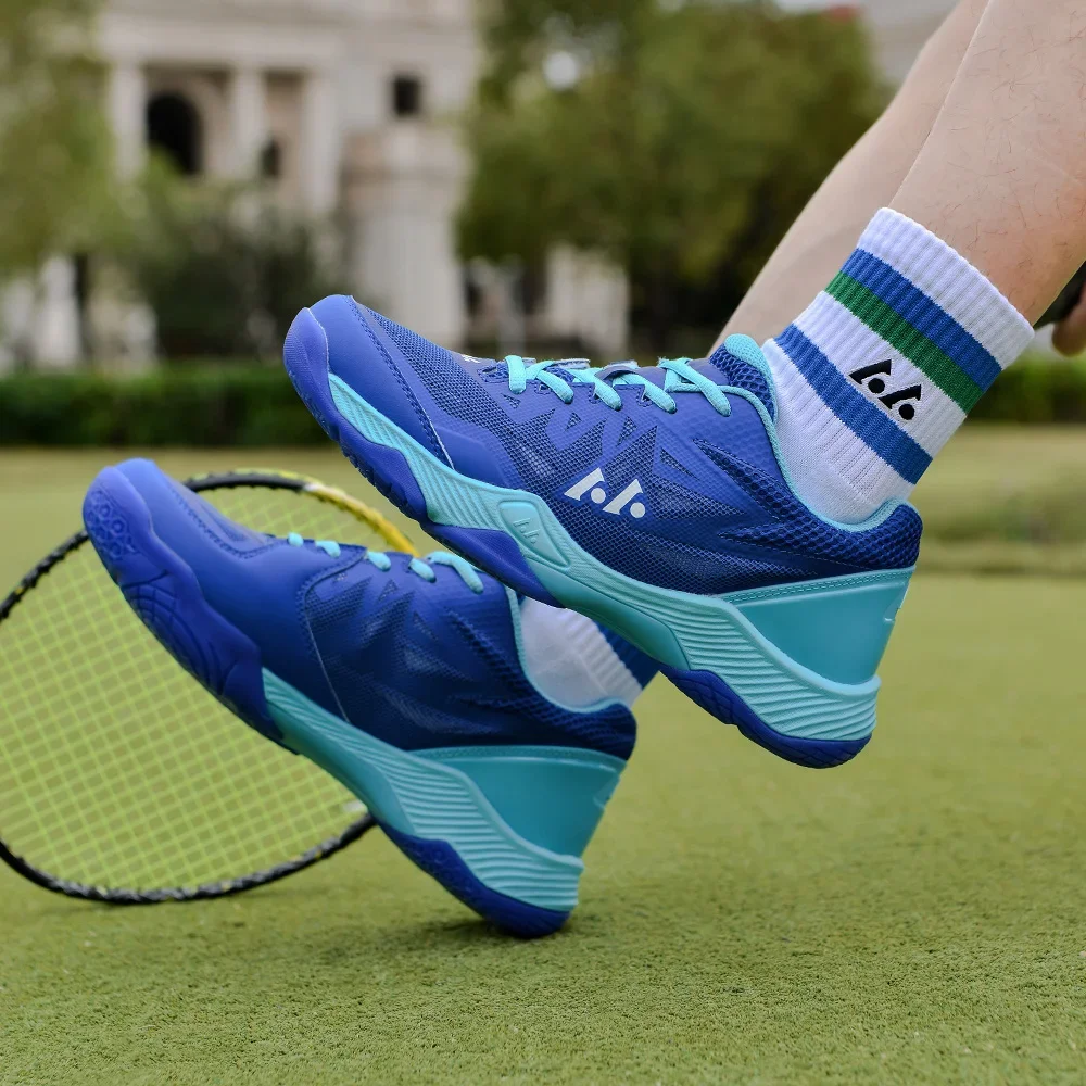 Description Picture 3 of itemHigh Quality Badminton Shoes Wear-Resisting Volleyball Footwears Men Badminton Sneakers Women Comfortable Training Sport Shoes