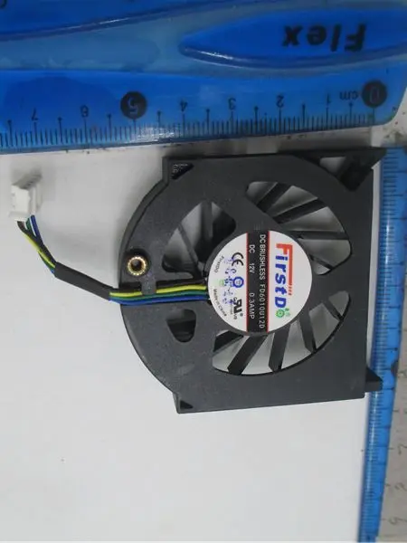 Original-Graphics-card-fan-for-Radeon-Pro-WX4100-WX3200-WX3100-WX2100-WX7100-WX9100-WX5100-E9260-FD6010U12D.jpg_640x640.jpg