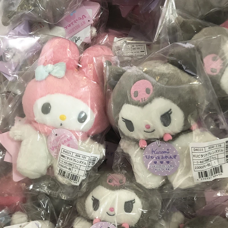

Kawaii Sanrio Doll Plush Magnetic Cute Anime Cinnamoroll Melody Kuromi Star Base Girl Desktop Decoration Gift for Kids