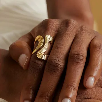 Anello personale grande in acciaio inossidabile antiruggine, elegante, creativo, minimalista, in metallo, gioielli impermeabili per le donne
