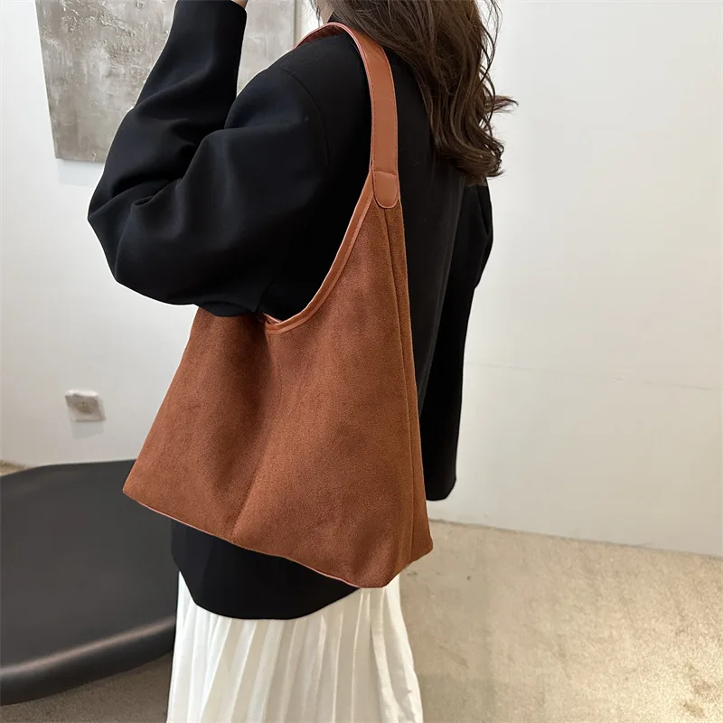 Matte Leather Ladies Underarm Bag Tote Commuter Large Capacity Female Purse Handbags Vintage Faux Suede Shoulder Bags for Women