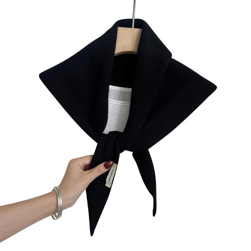 Korean Triangular Scarf, Niche Wool, Women's Knitted Multifunctional Warm, Versatile and Fashionable in Winter Practical