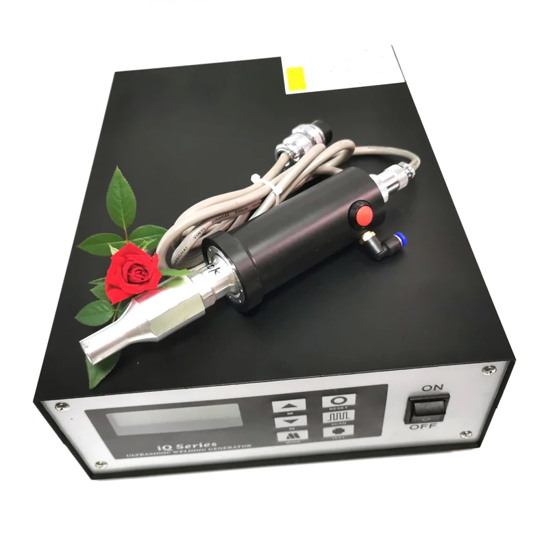 35KHZ 1000W Ultrasonic Spot Welding Machine For Auto Rivet Welding