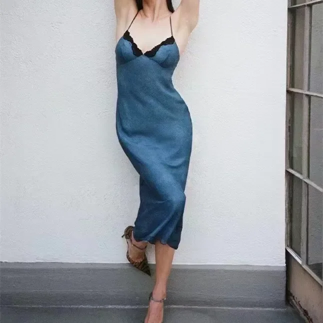 

Женское сексуальное Двухслойное шелковое платье миди без бретелек с кружевной отделкой