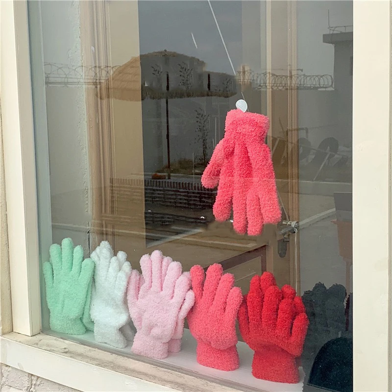 Рисунок 4 - Зимние теплые перчатки для женщин