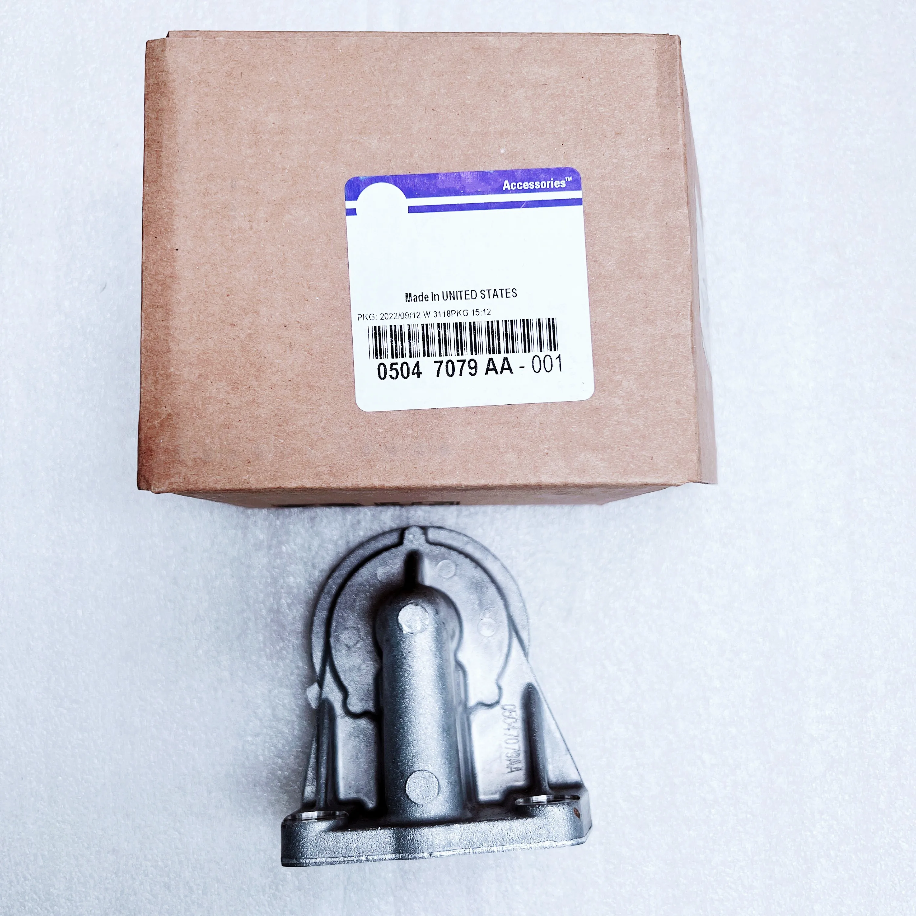 

Original Oil Filter Adapter (Oil Filter Base) 5047079AA, 05047079AA Suitable For: Dodge Caliber, Compass, Guide, Dodge Journey,