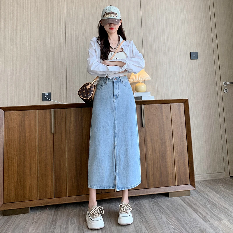 Real shot split denim skirt women's Baby blue summer 2023 new high waist A-line bag hip soft medium length