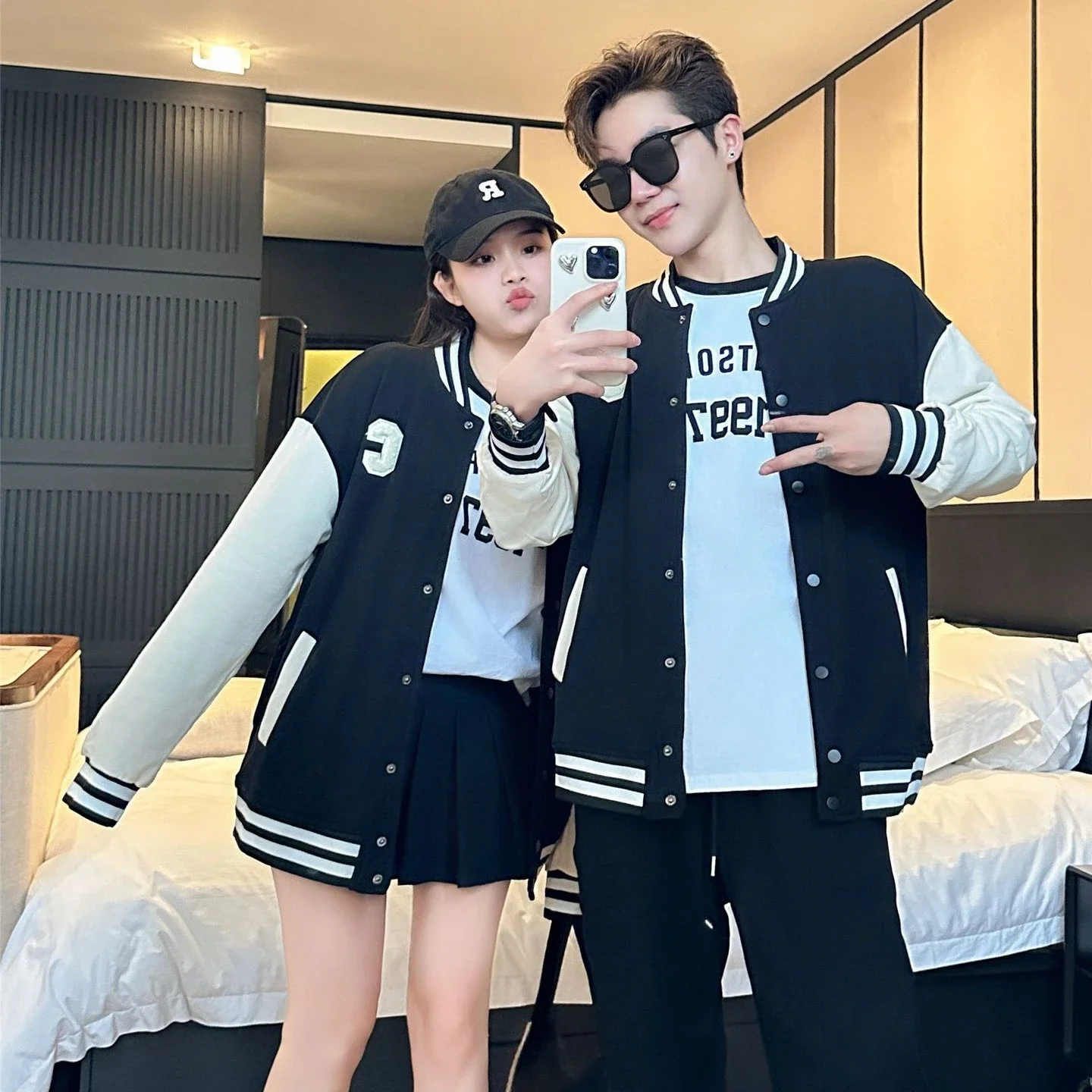 

Fashion Family Bomber Jacket 2023 Autumn Winter Father Mother and Son Daughter Matching Baseball Coat Parent-child Korea Clothes