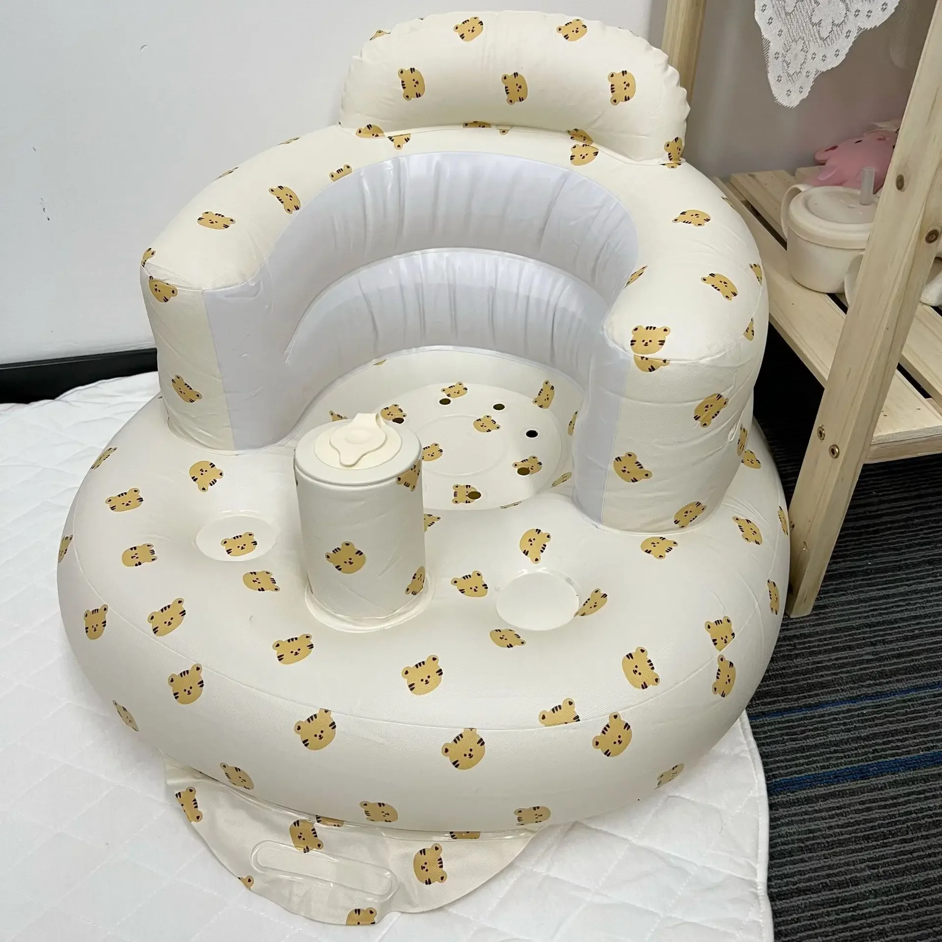 Learn to sit on a chair, baby inflatable sofa, baby sitting and standing artifact, train children to learn make a seat