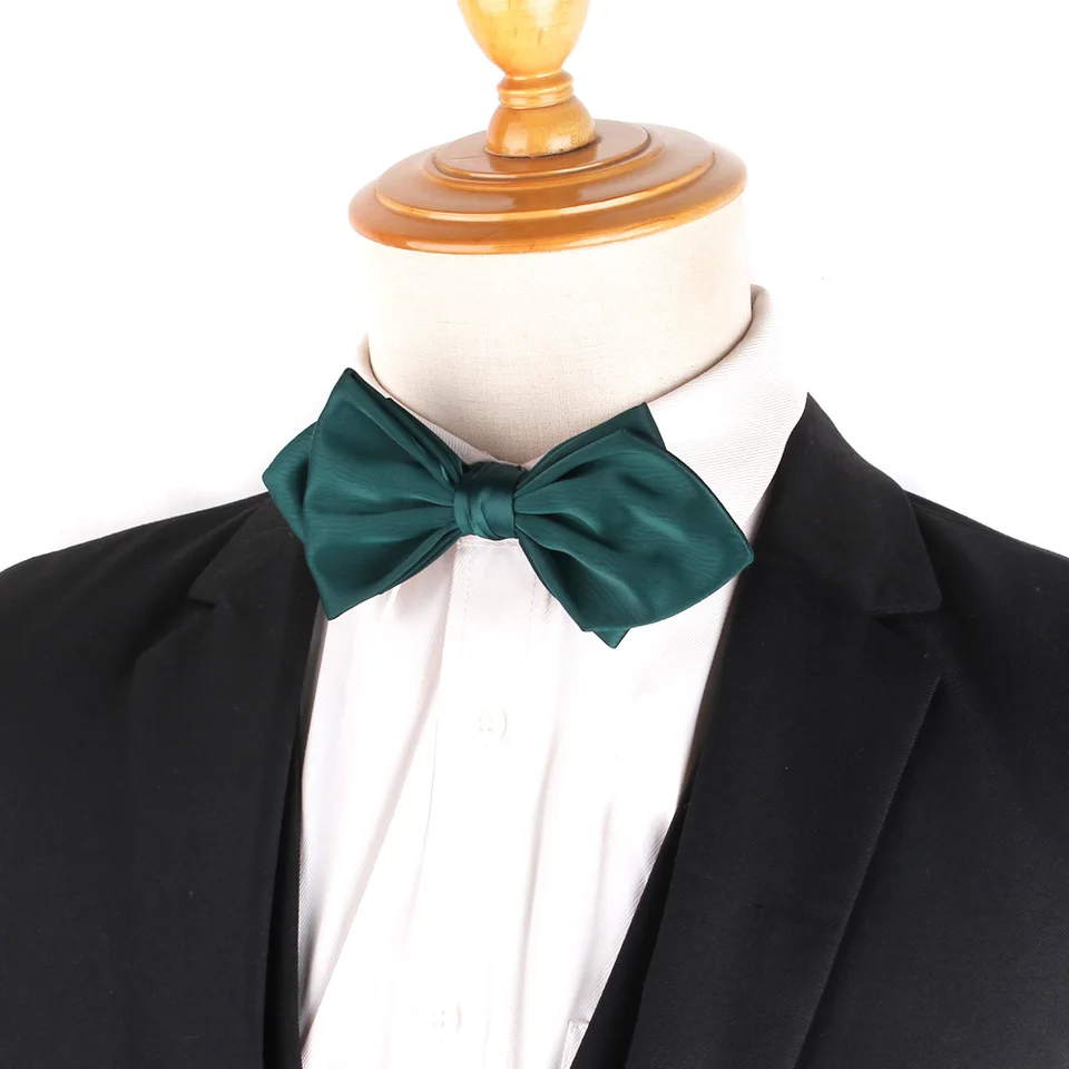 100% Silk Pre-Tied Bow Tie For Men – Handmade Butterfly Bowtie – Perfect For Weddings & Events