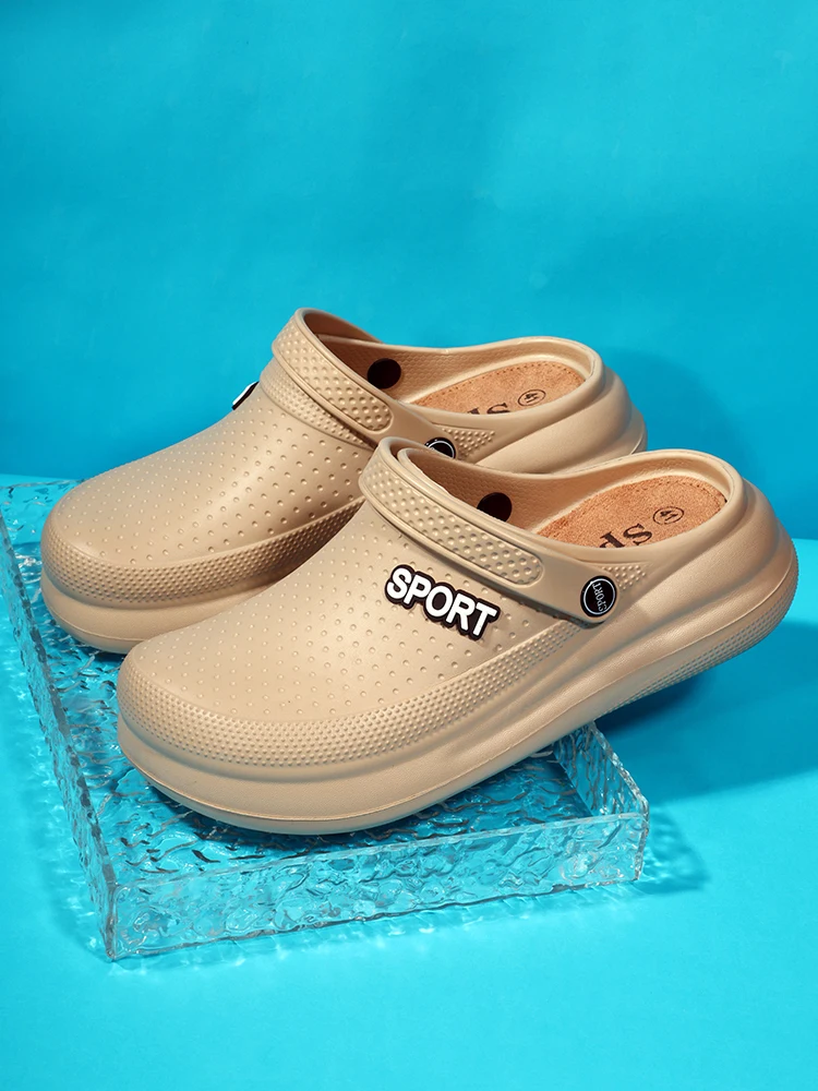 ثقب أحذية الرجال الصيف خفيفة الوزن إيفا الاتجاه المنزل الصنادل قباقيب أحذية الرجال باوتو النعال في الهواء الطلق الصنادل المريحة حجم 39-45