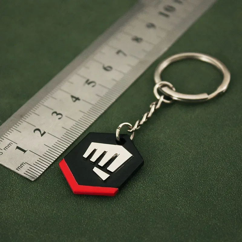 Valorant Keychain Fist Badge Sword Weapon Model Game Peripheral Machine Gun Metal Weapon Model  Game Display Gifts Toys for Kids 4