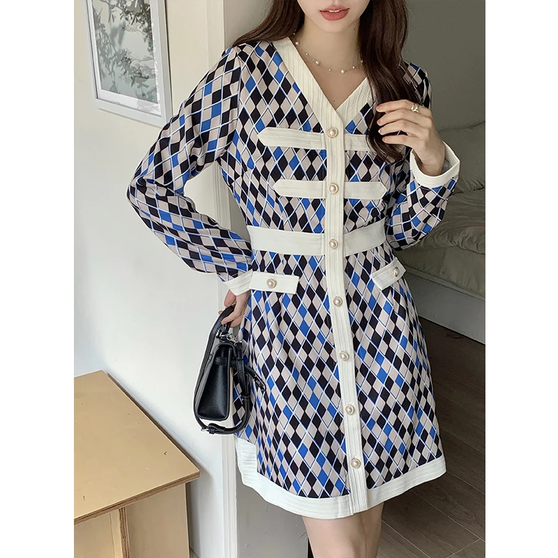 

Dresses for Women 2023 Autumn Retro Contrast Rhombic Plaid V-neck Long-sleeved High Waist Slim Single-breasted Dress Female