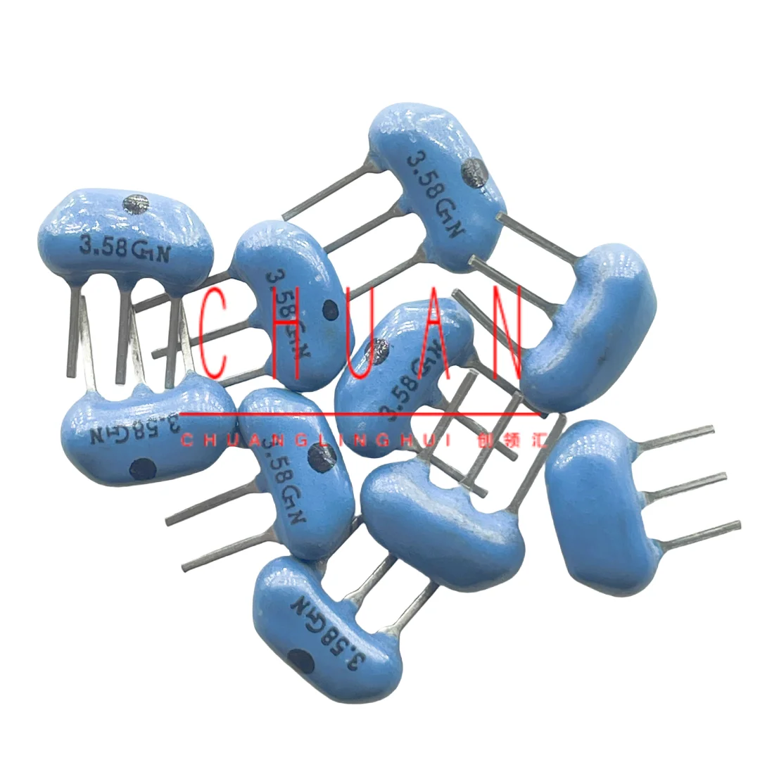 3.58M Ceramic Crystal Oscillator CST3.58MGW300A 3.58MHZ In-line 3-pin Black Dot 10pcs