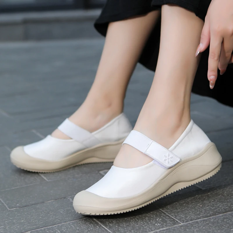 Autumn Outdoor Shallow Mouth Thick-soled Comfortable Casual Shoes Women's Lightweight Sports Shoes Non-slip Running Sports Shoes