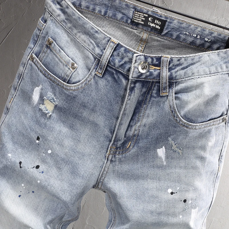 Street Fashion Men Jeans Retro Light Blue Elastic Stretch Slim Fit Ripped Jeans Men Painted Designer Hip Hop Denim Pants Hombre