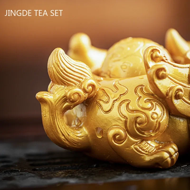 1PCS Chinese Resin Discolored Tea Pet Lucky Cute Golden Toad Ornaments Desktop Handmade Crafts Home Tea Set Decoration Gifts tea pet ornaments