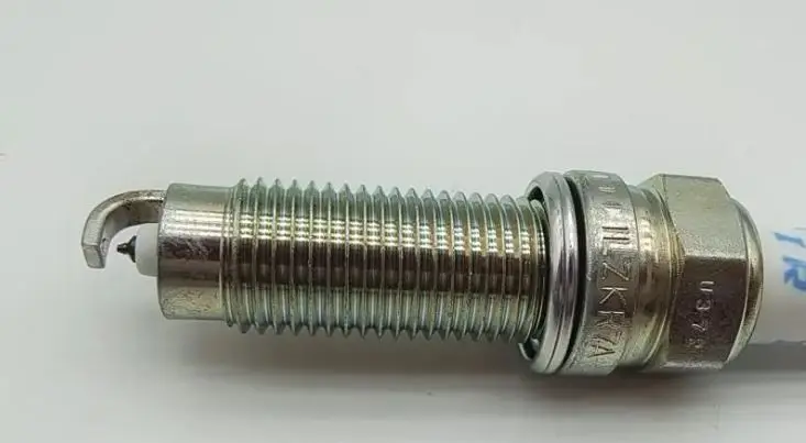 4-6 Pz 101905622 Ilzkr7A 1961 Iridio Candele Per Audi Q7 Porsche Cayenne Volkswagen Eos Phaeton Touareg Bugatti 3.6L