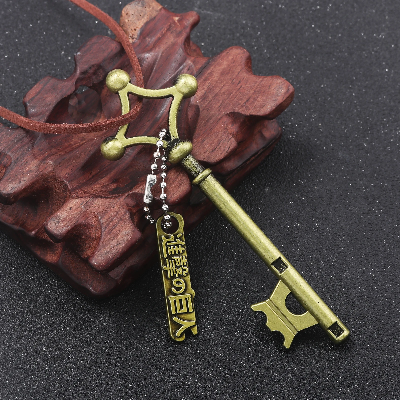 Attack on Titan Eren Jaeger Basement Key Cosplay Props
