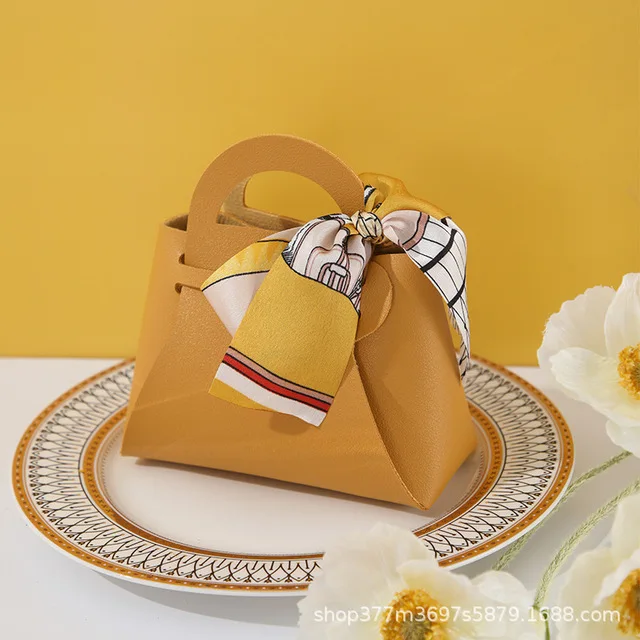 thumbnail image 1 of 10/20/30 piezas de bolsas de cuero para regalo de dulces para invitados a la boda, mini embalaje de bolso con cinta, suministros para fiestas, embalaje Kawaii, 1 of 5