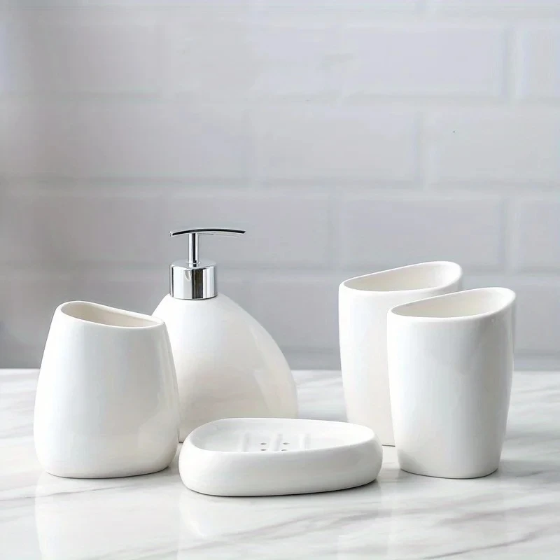 Gold Tone Ceramic Bath Set - Image 6