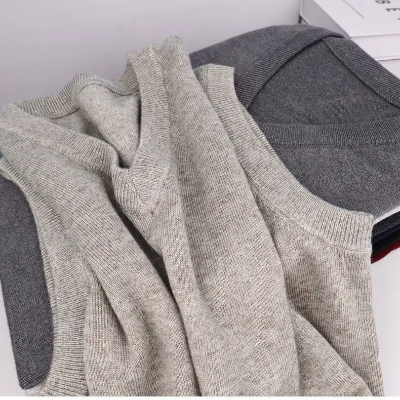 Smart Casual Autumn Men Sweaters Vest V-Neck Solid Simplicity Trend All-match Loose Thicken Sleeveless Pullovers Knitd Coat Tops 6