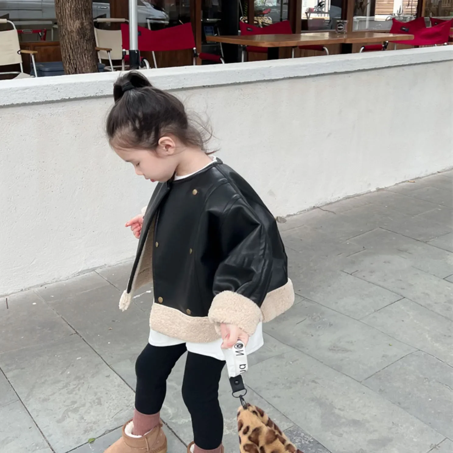 ���� �� ���ƿ� �ε巯�� ���� ��Ʈ, �÷��� �� �β��� �ѿ� ��Ŷ, ���� �Ƶ���, �����