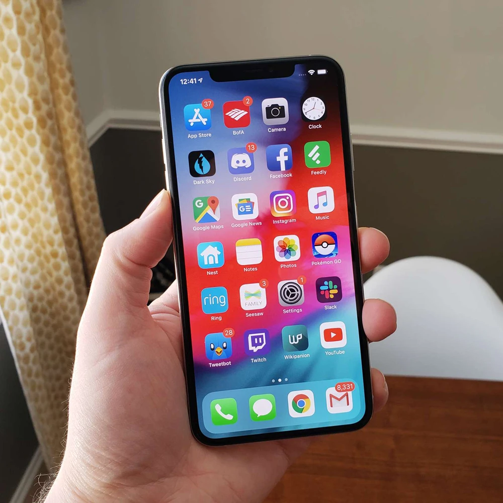 Apple iPhone XS Unlocked Mobile Phone 5.8\