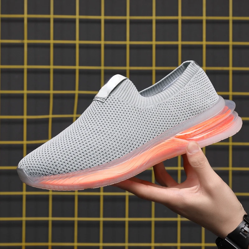 

Summer Sneakers Breathable Mesh Shoes Men's Sports Casual Shoes Simple Sleeves Comfortable Lightweight Socks Designer Shoes Mens