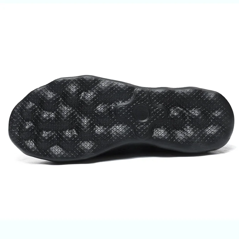 Lightweight Men Casual Shoes Breathable Slip on Male Casual Sneakers Anti-slip Men's Flats 2024 Outdoor Walking Shoes Size 36-48