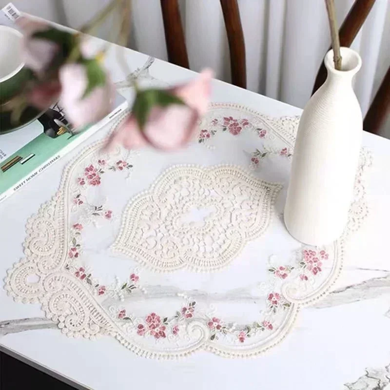 European Style Rose Embroidered Placemat Tablecloth Lace Round Wedding Party Vintage French Desktop Pastoral Decoration Supplies