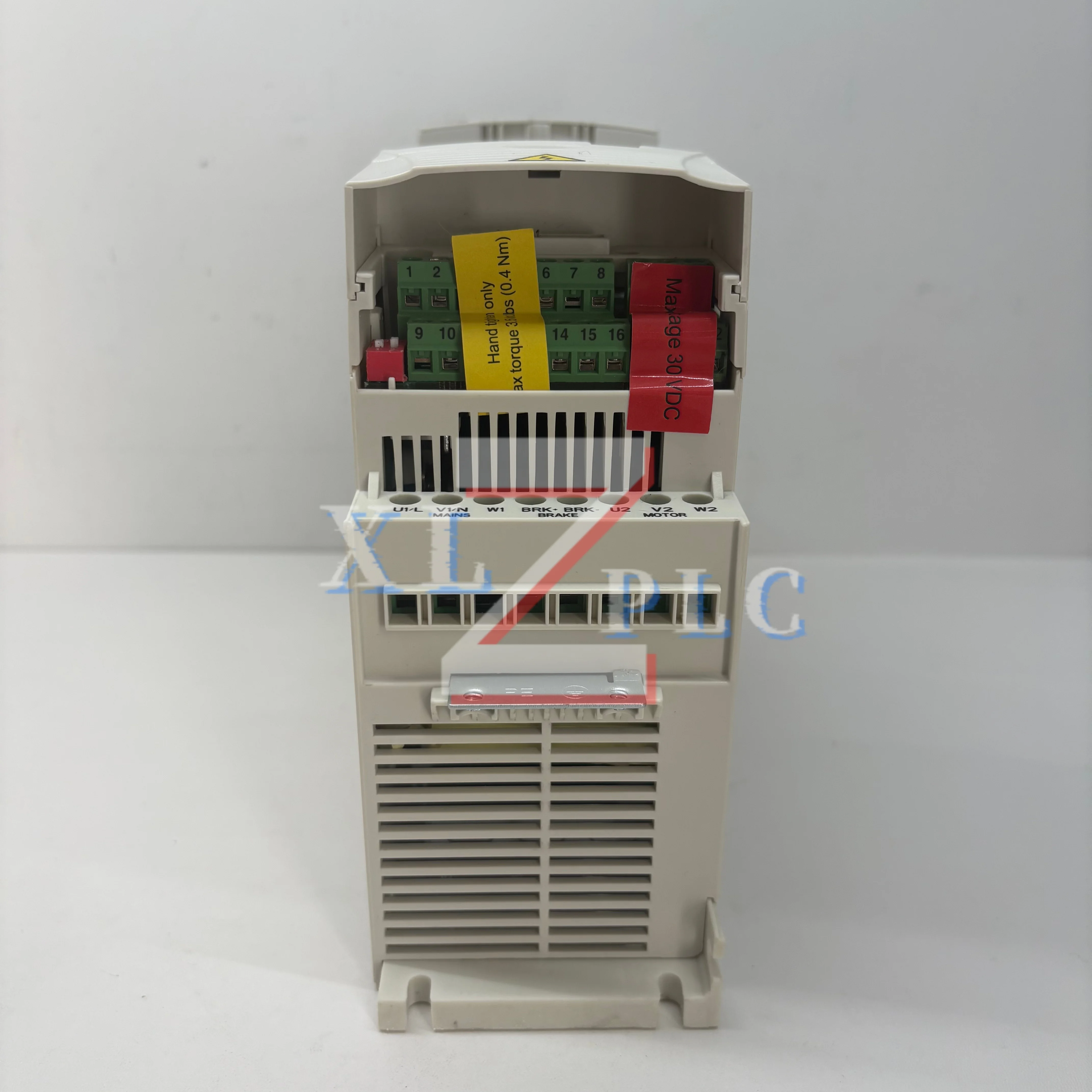 ACS355-01E-04A7-2 주파수 변환기 신제품