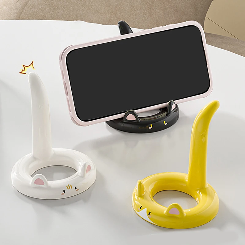 Adorable Cartoon Cat Desktop Phone Holder - Creative Decorative Ornament