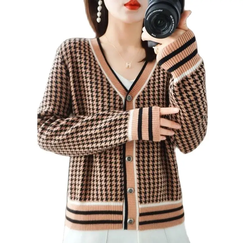 

Autumn Winter New Fashion Houndstooth Knitted Cardigan Women's V-Neck Long-Sleeved Contrast Color Sweater Female Short Top